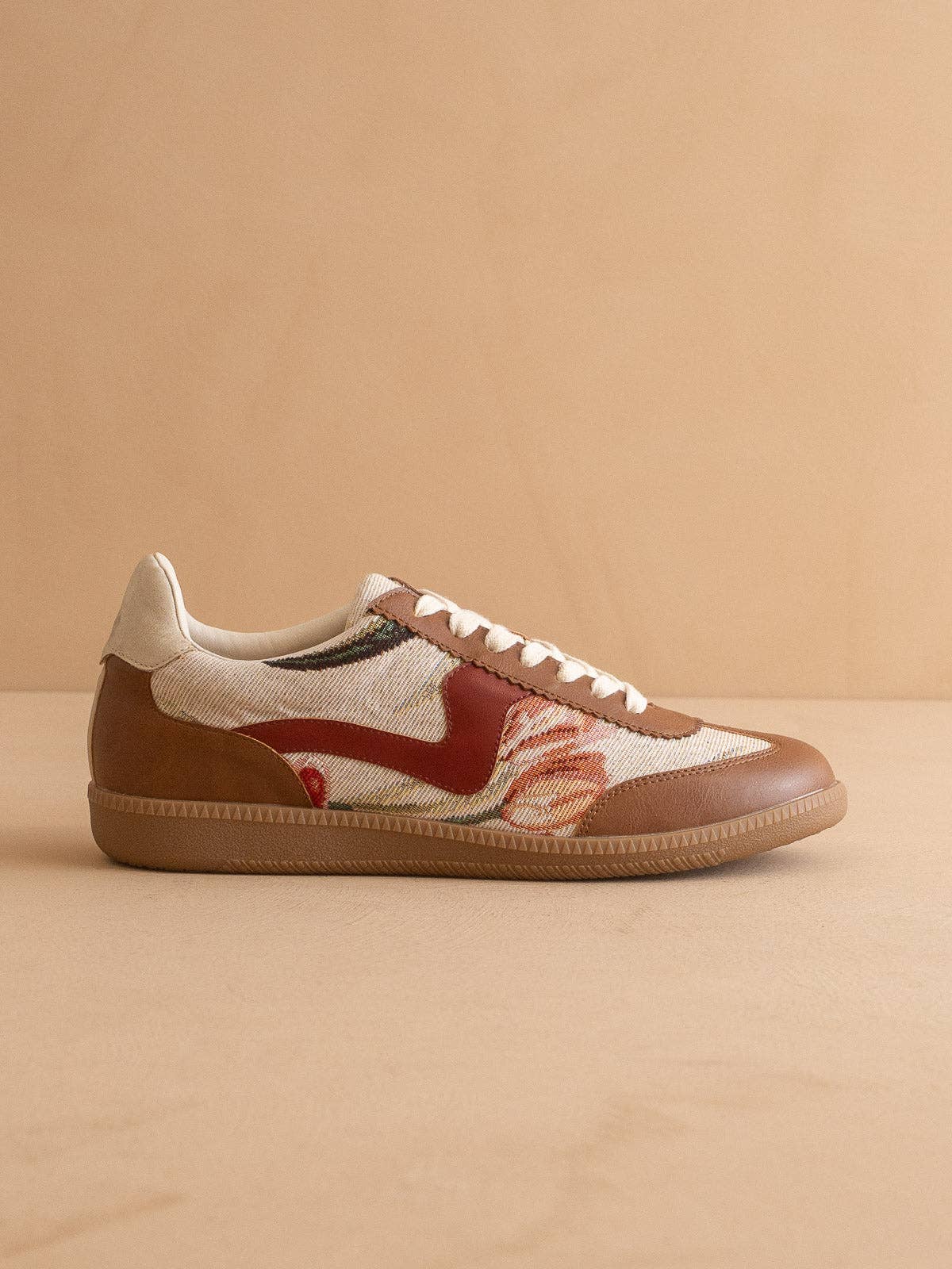 The Kyla Beige Tulip Classic Low Top Fall Sneakers