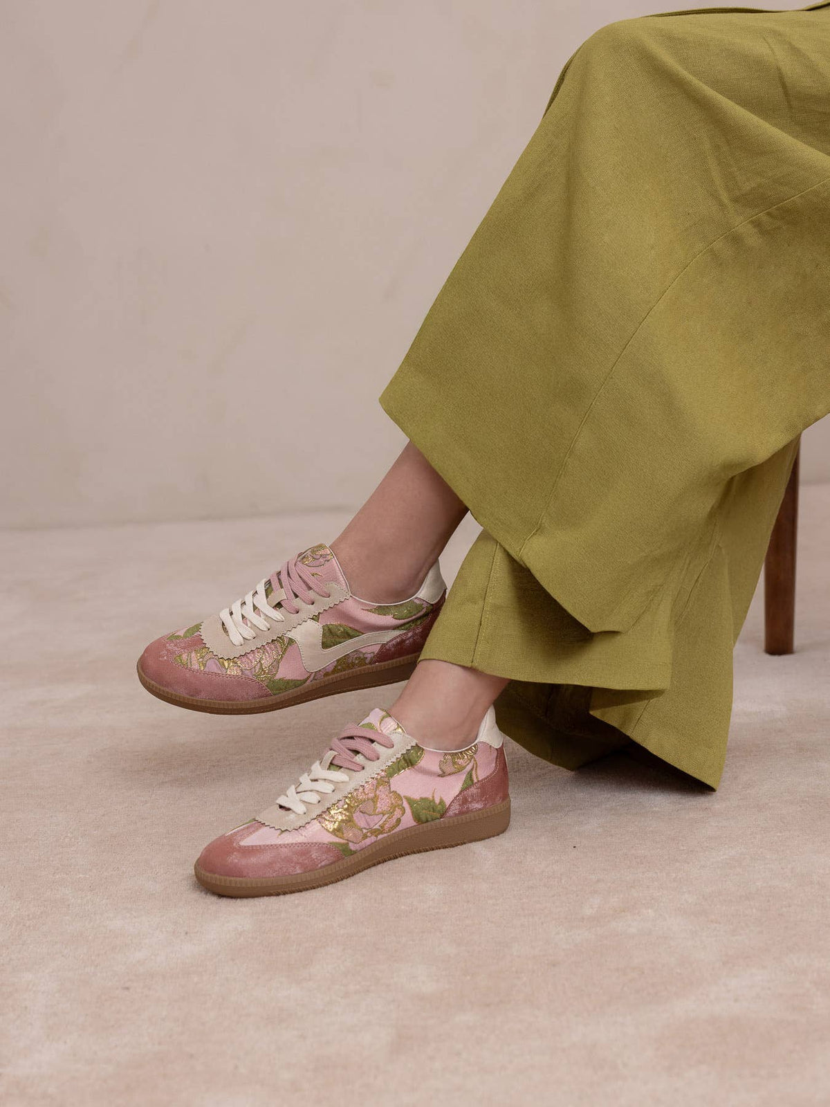 The Kyla Rose Garden Classic Low Top Fall Sneakers