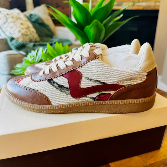 The Kyla Beige Tulip Classic Low Top Fall Sneakers