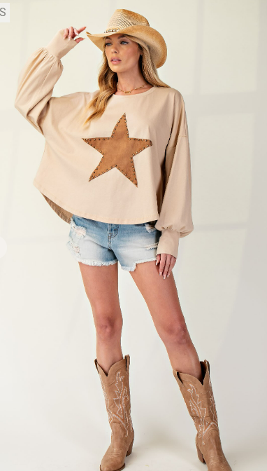 Easel Camel Color Star Top