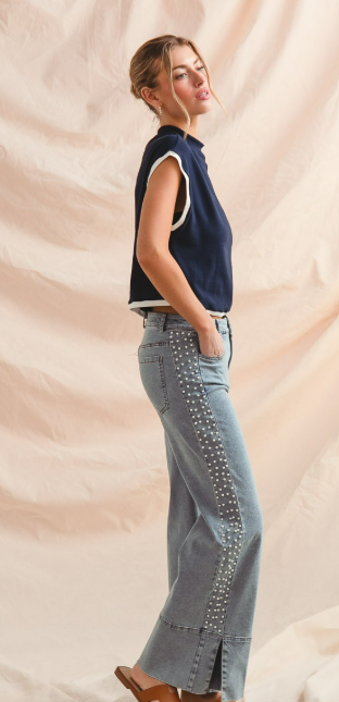 So Me Mid Rise Flare Bottom Denim Jeans With Side Pearl