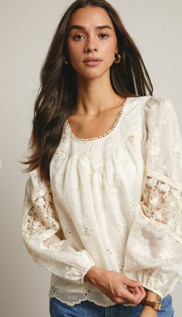 Forte Embroidered Lace Puff Sleeve Top
