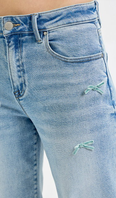 Risen High Rise Crop Barrel Ribbon Detail Jeans