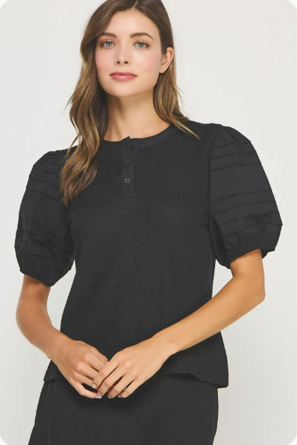 Strut & Bolt Black Pintuck Puff Sleeve Textured Knit Top