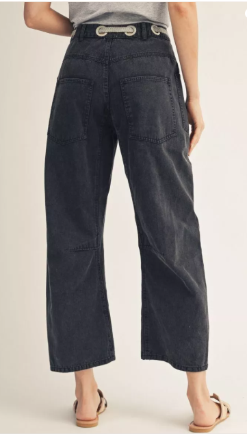 Jodifyl Black Patch Detail Barrel Pants