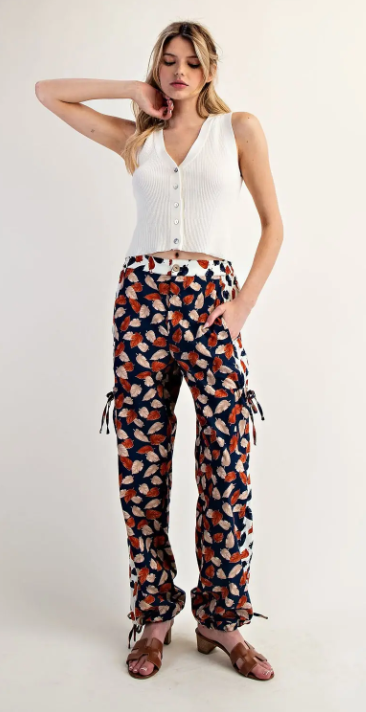 eesome Foliage Printed Cotton Pants
