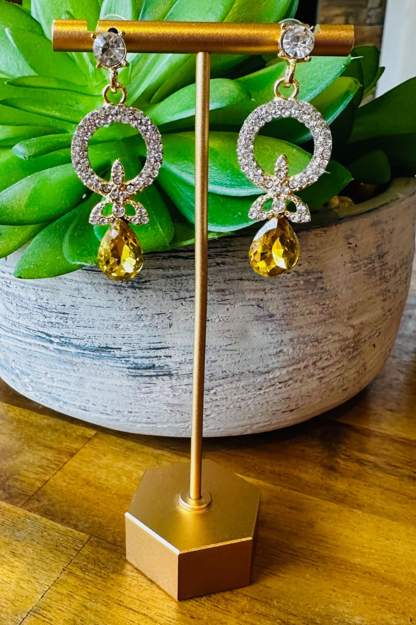 Gold Halo Earrings