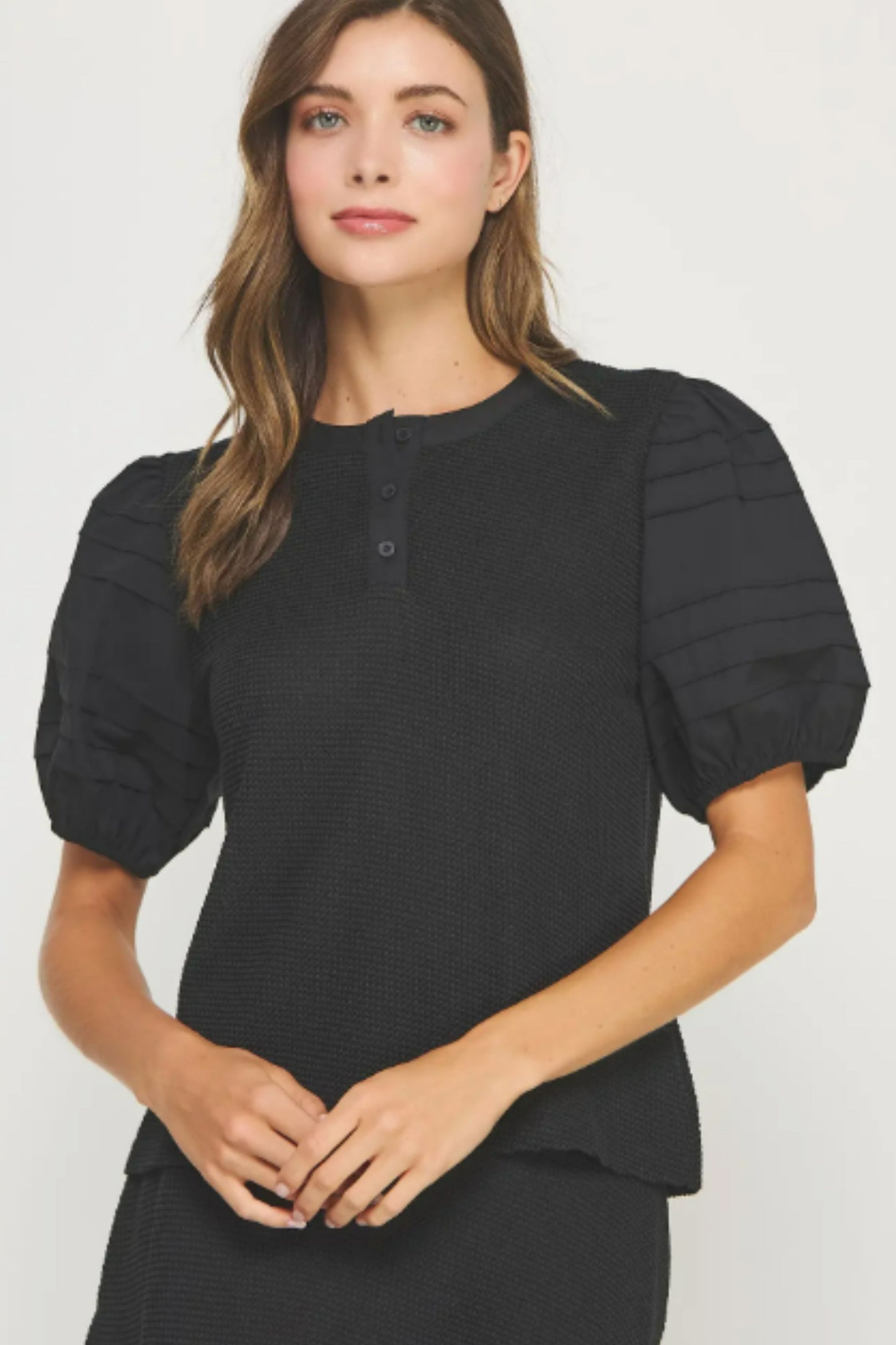 Strut & Bolt Black Pintuck Puff Sleeve Textured Knit Top