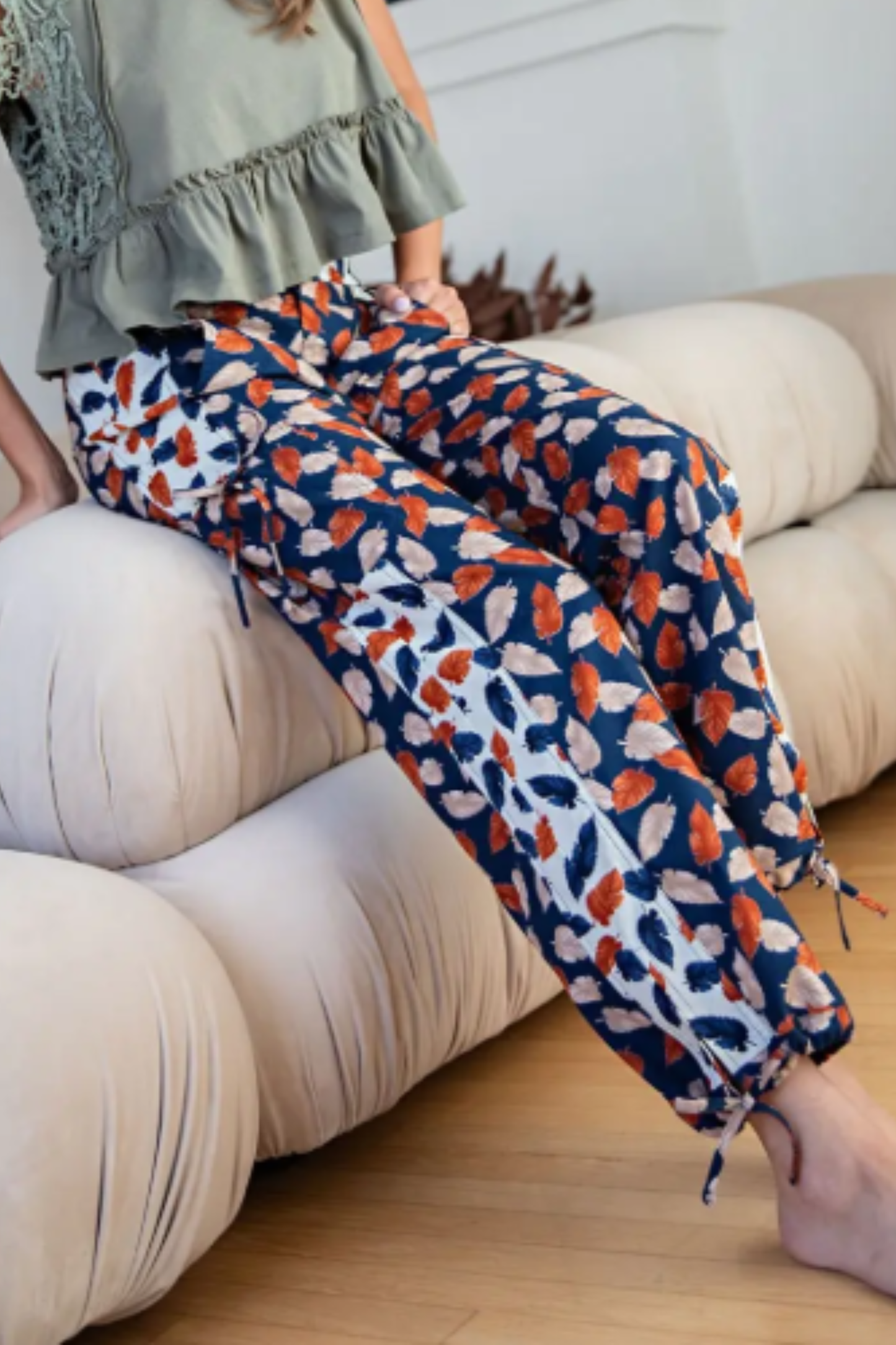 eesome Foliage Printed Cotton Pants