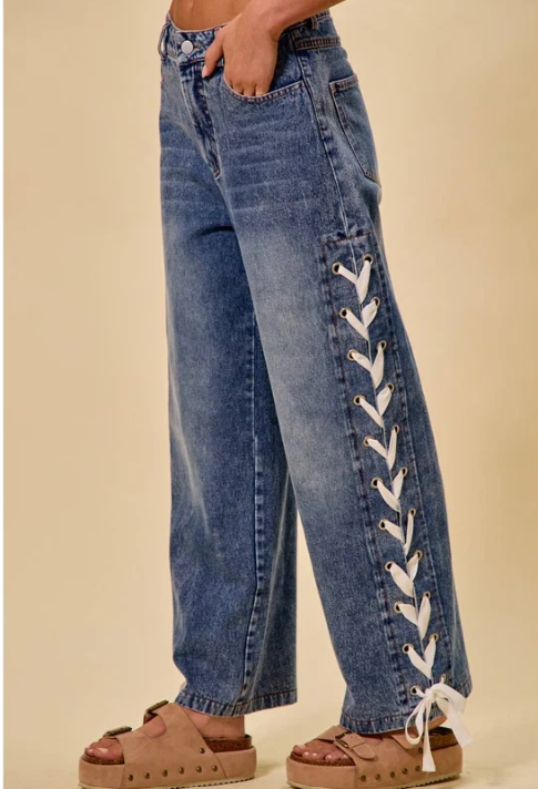 So Me Side Lace Detail Jeans